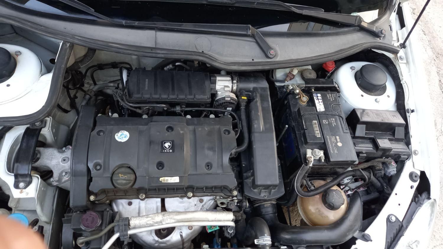 پژو ۲۰۶ صندوق دار v8 - 1397