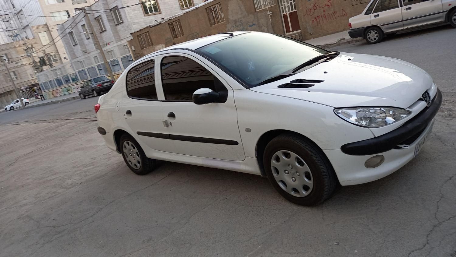 پژو ۲۰۶ صندوق دار v8 - 1397