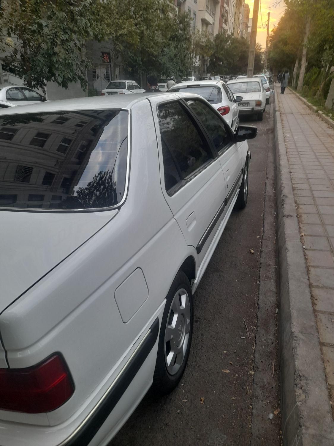 پژو پارس سال - 1402