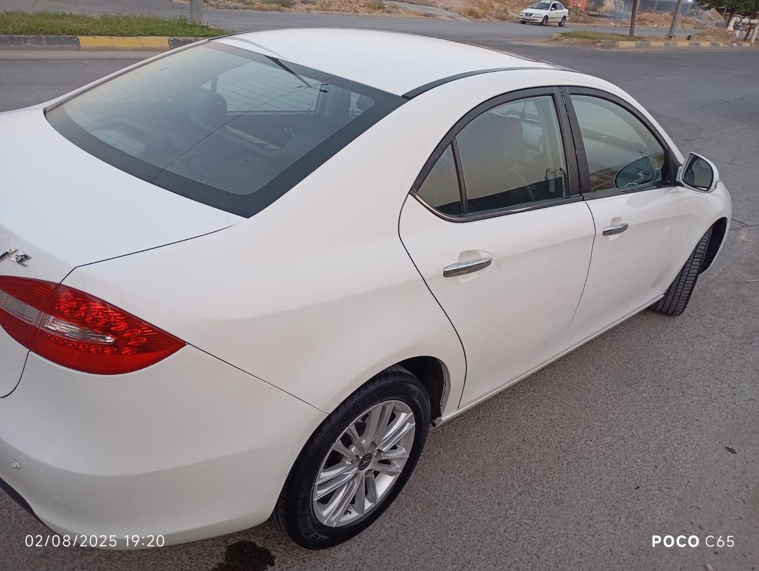 جک J5 اتوماتیک - 1394