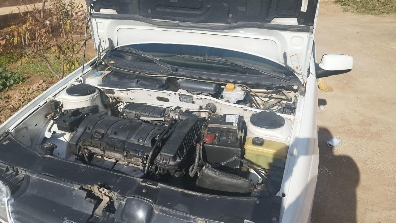 پژو 405 SLX بنزینی TU5 - 1393