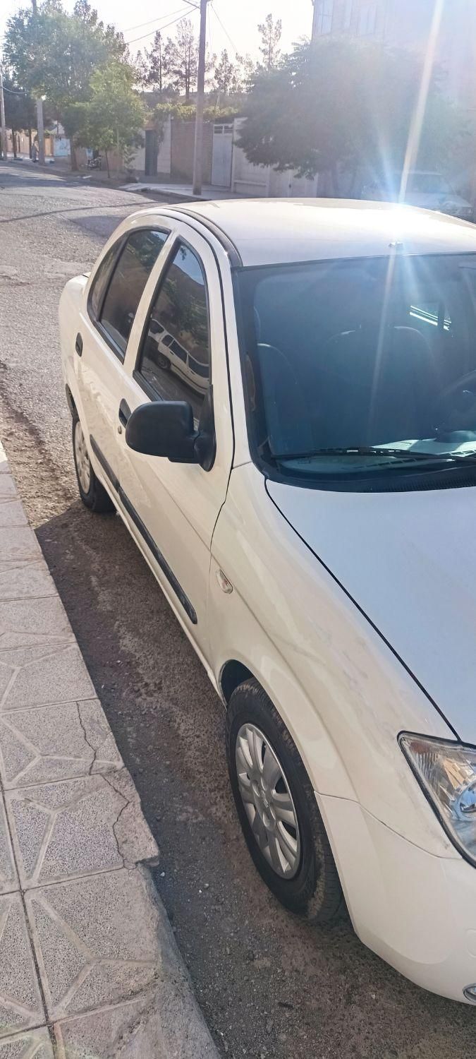 تیبا صندوق دار SX - 1395