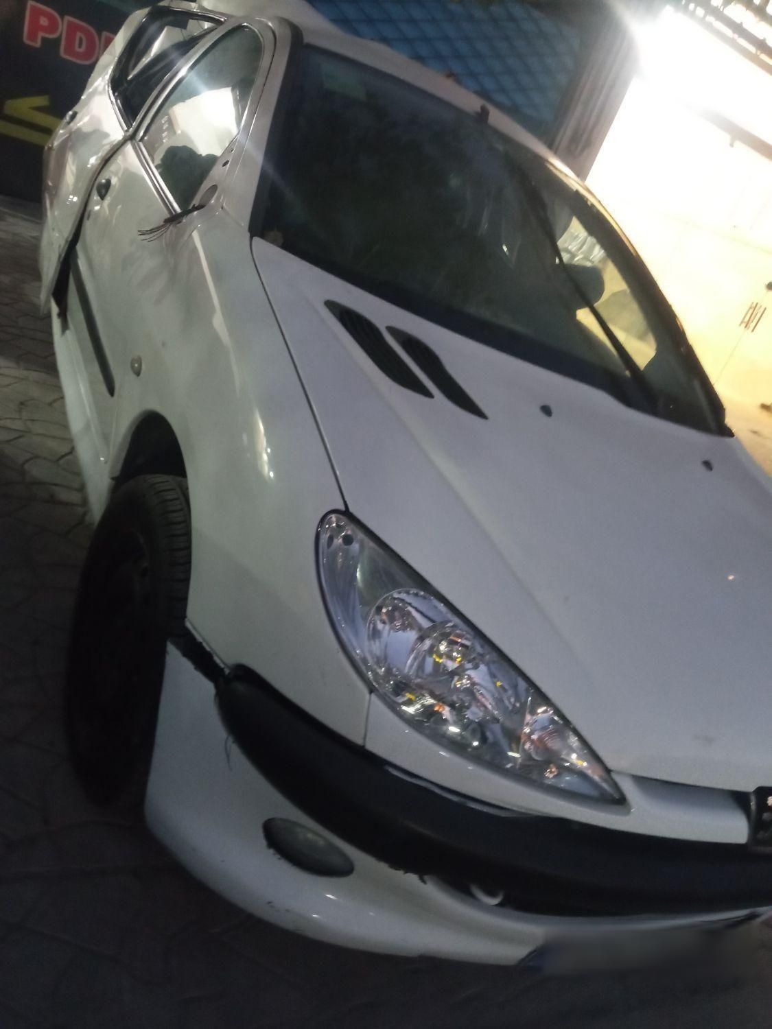 پژو ۲۰۶ صندوق دار v8 - 1394