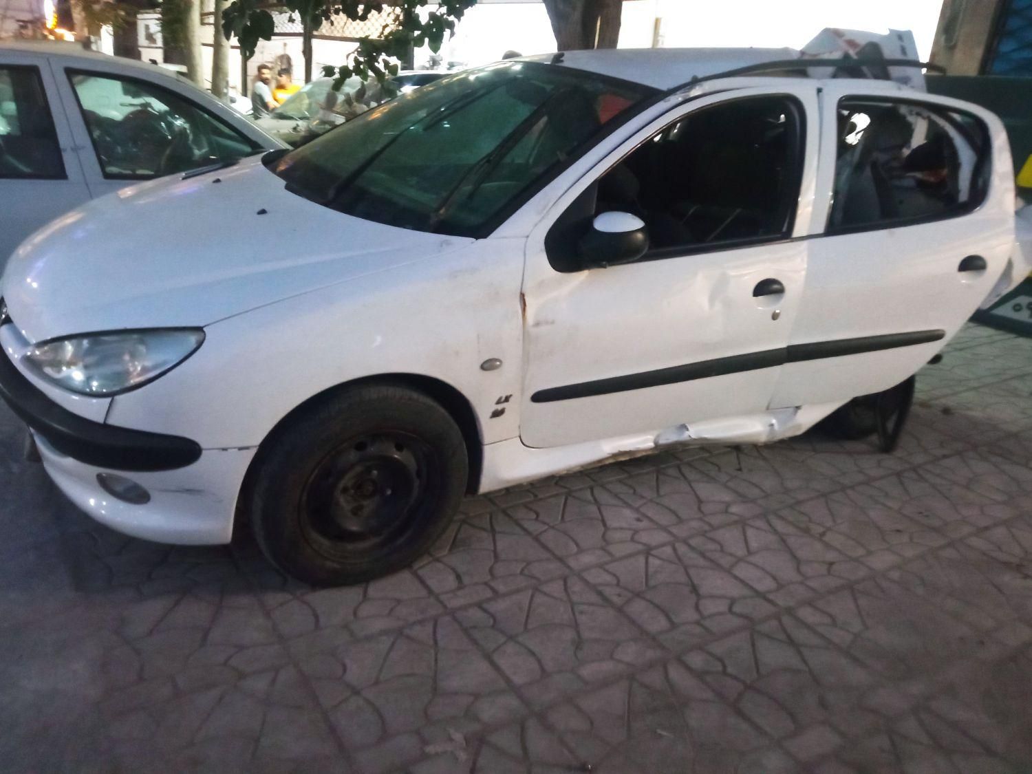 پژو ۲۰۶ صندوق دار v8 - 1394