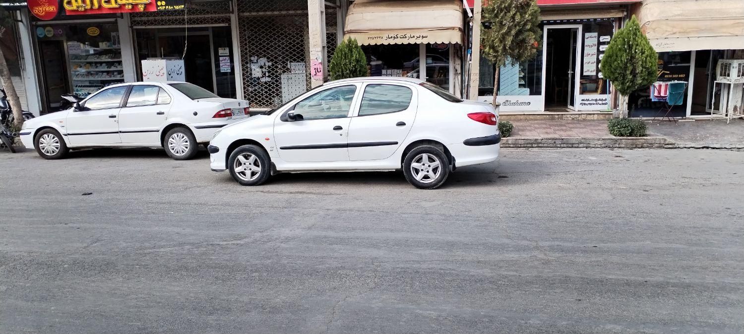 پژو ۲۰۶ صندوق دار v8 - 1393