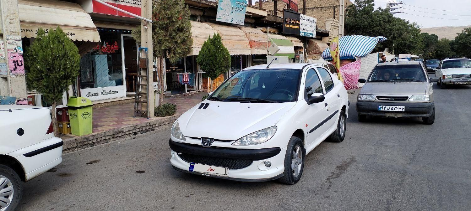 پژو ۲۰۶ صندوق دار v8 - 1393