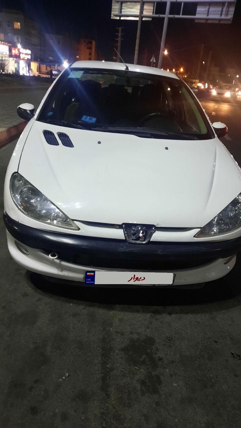 پژو ۲۰۶ صندوق دار v8 - 1396