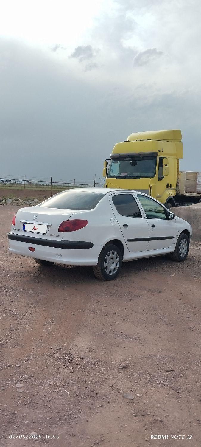 پژو ۲۰۶ صندوق دار v8 - 1388