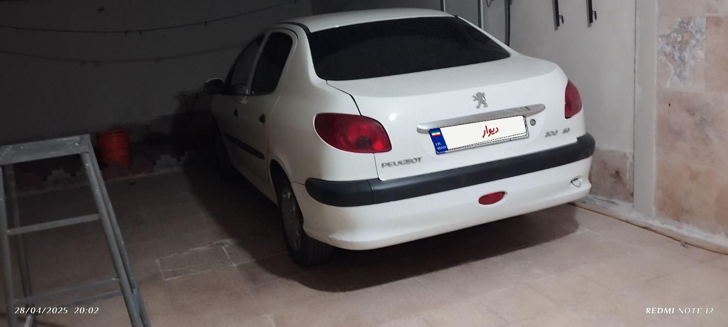 پژو ۲۰۶ صندوق دار v8 - 1388