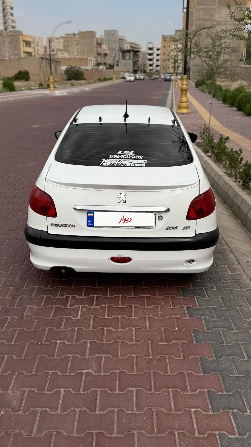 پژو ۲۰۶ صندوق دار v8 - 1393