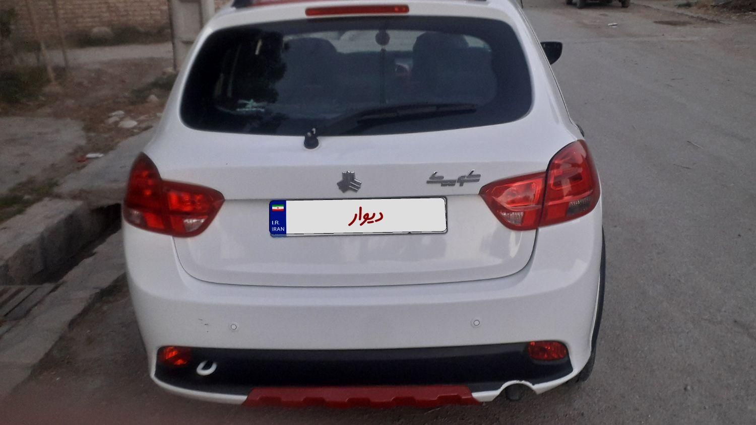 کوییک R دنده‌ای - 1402