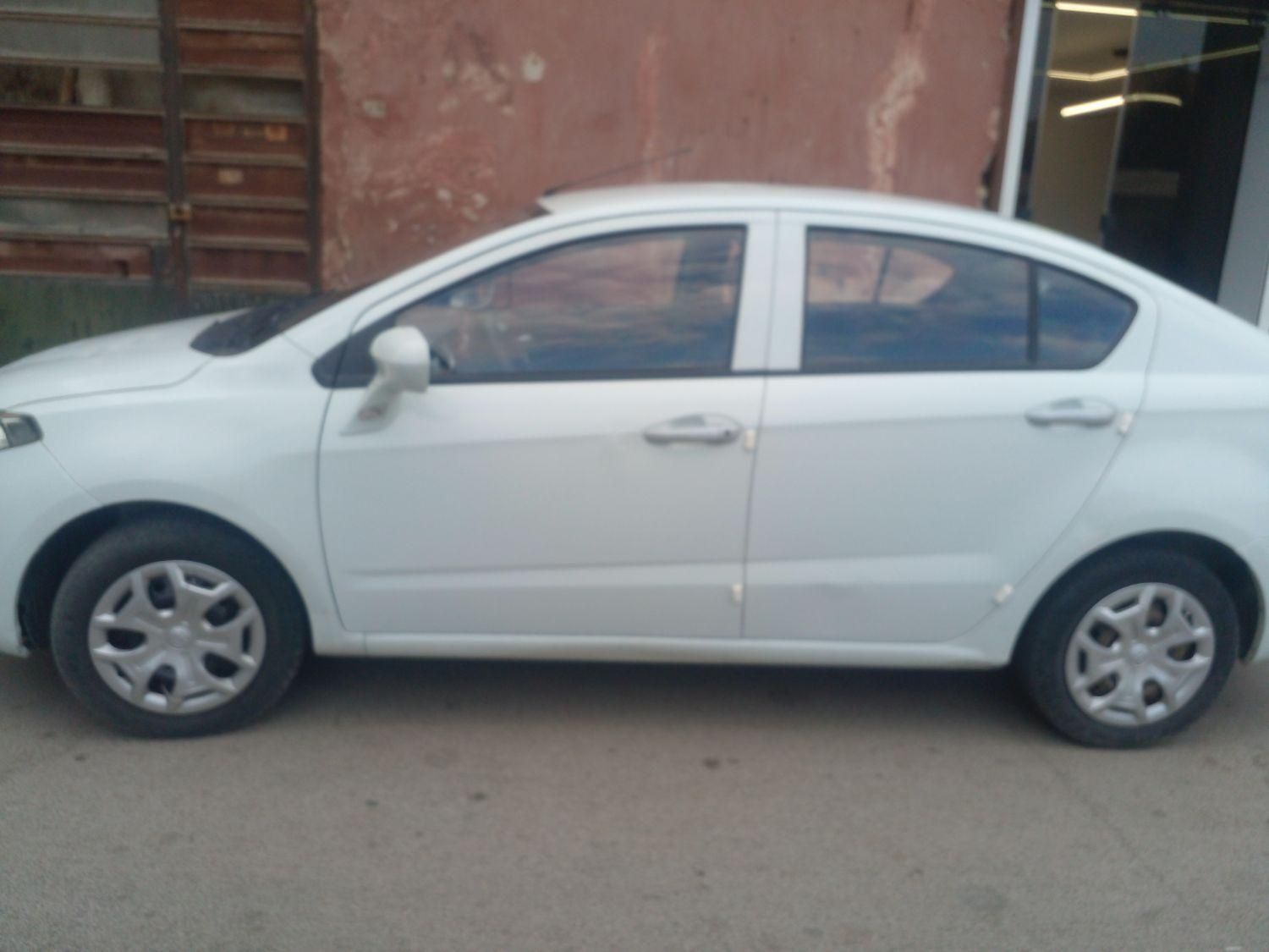 خودرو برلیانس، H230 آگهی ann_19840603