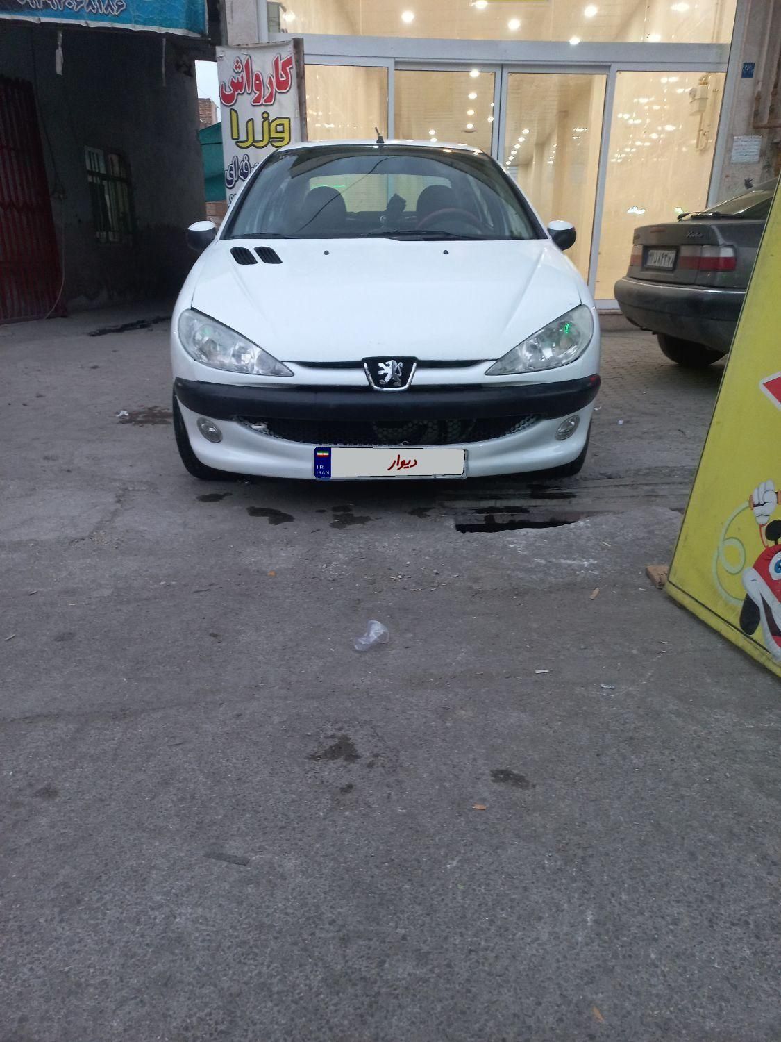 پژو ۲۰۶ صندوق دار v2 - 1390