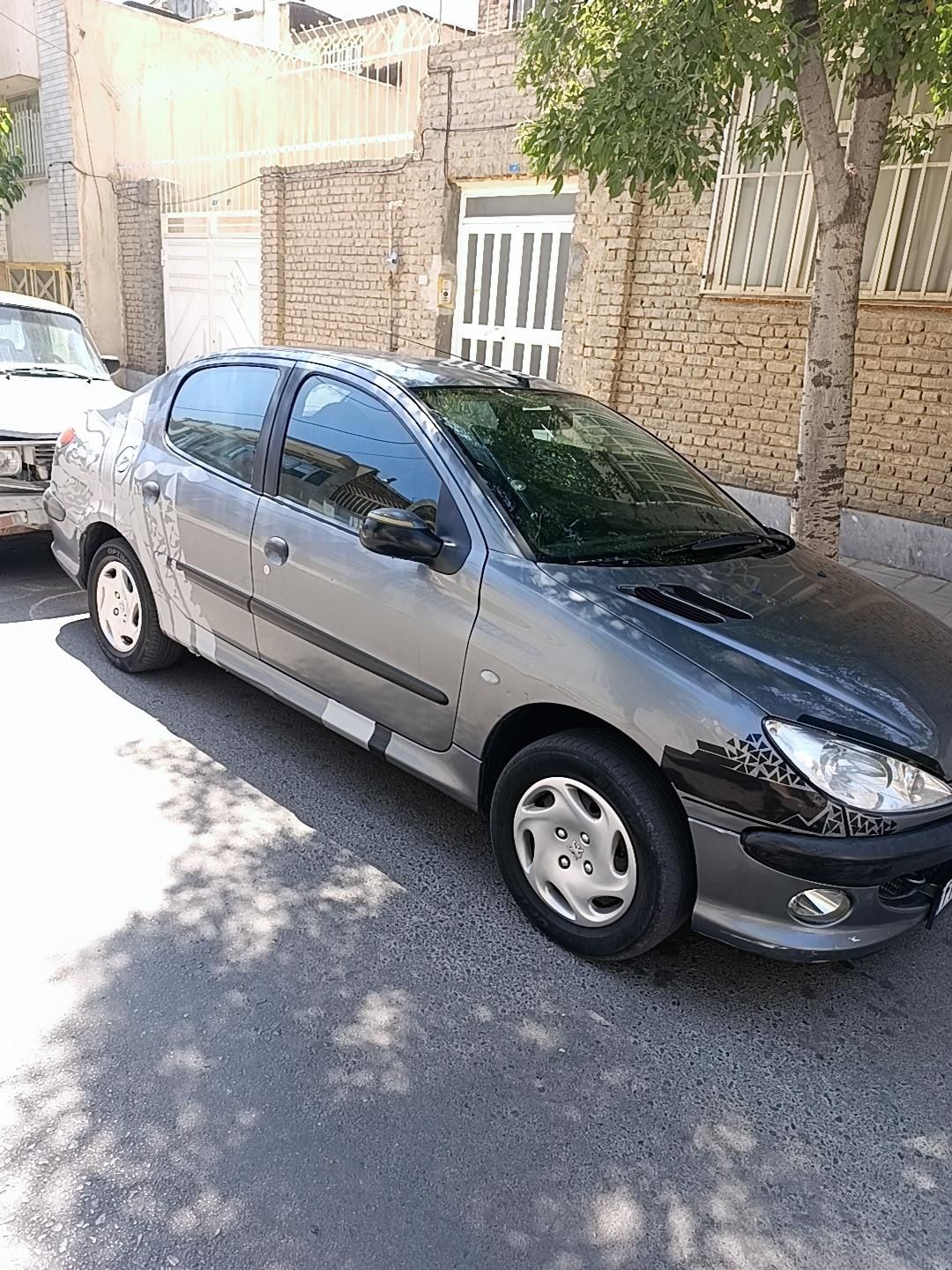 پژو ۲۰۶ صندوق دار v8 - 1386