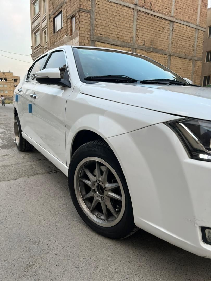 دنا پلاس تیپ ۲ سانروف ۴ ایربگ - 1401