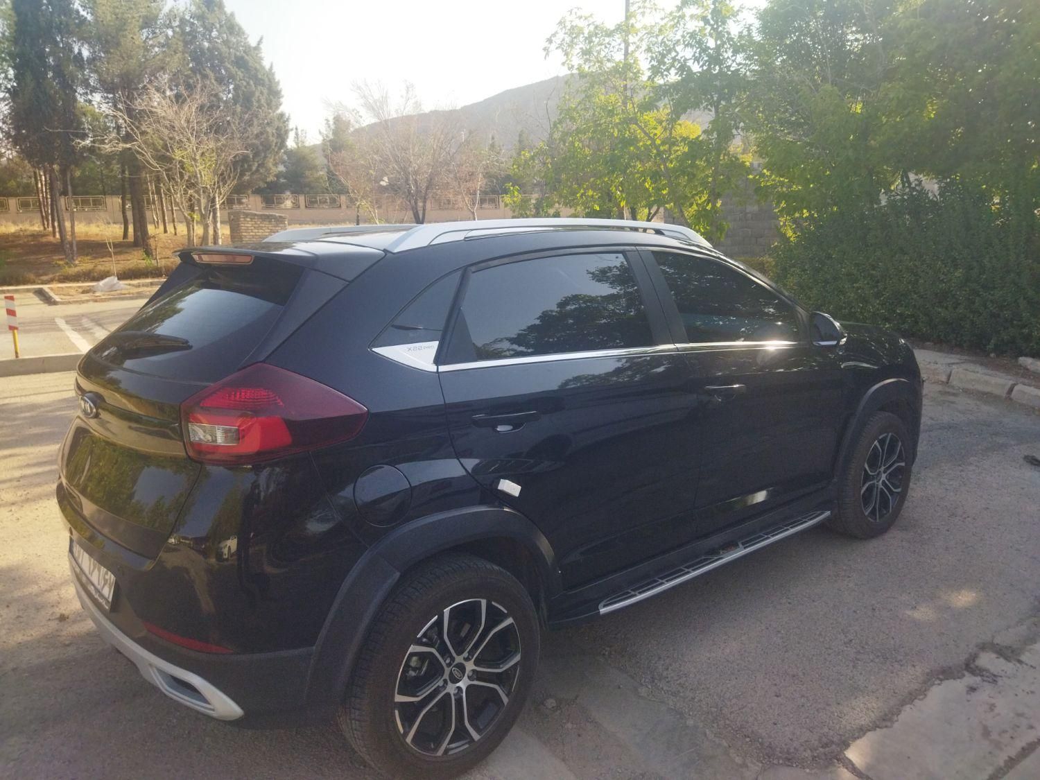 ام وی ام X22 پرو دنده‌ای - 1402