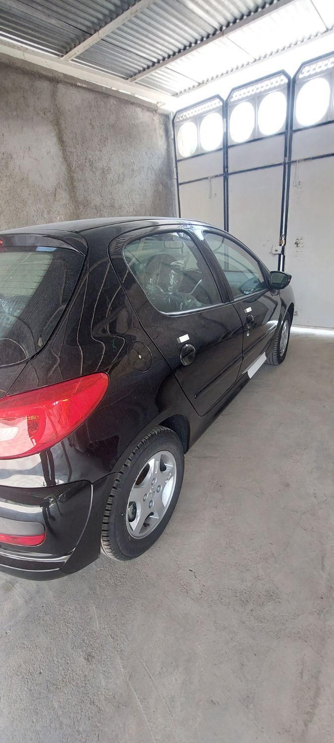 پژو 207 اتوماتیک TU5P - 1404