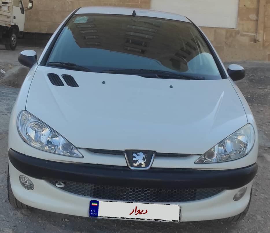 پژو ۲۰۶ صندوق دار v8 - 1395