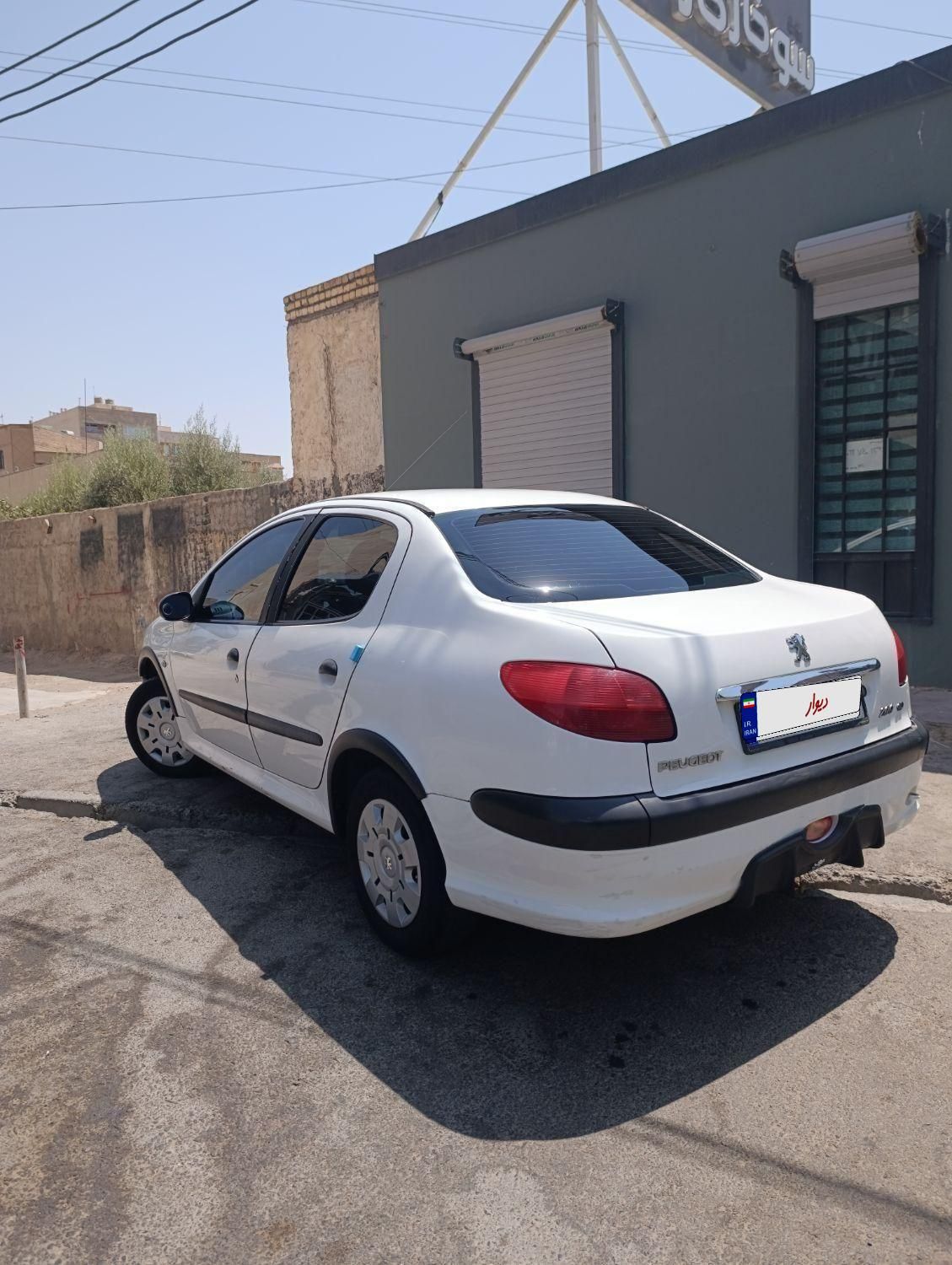 پژو ۲۰۶ صندوق دار v6 - 1389