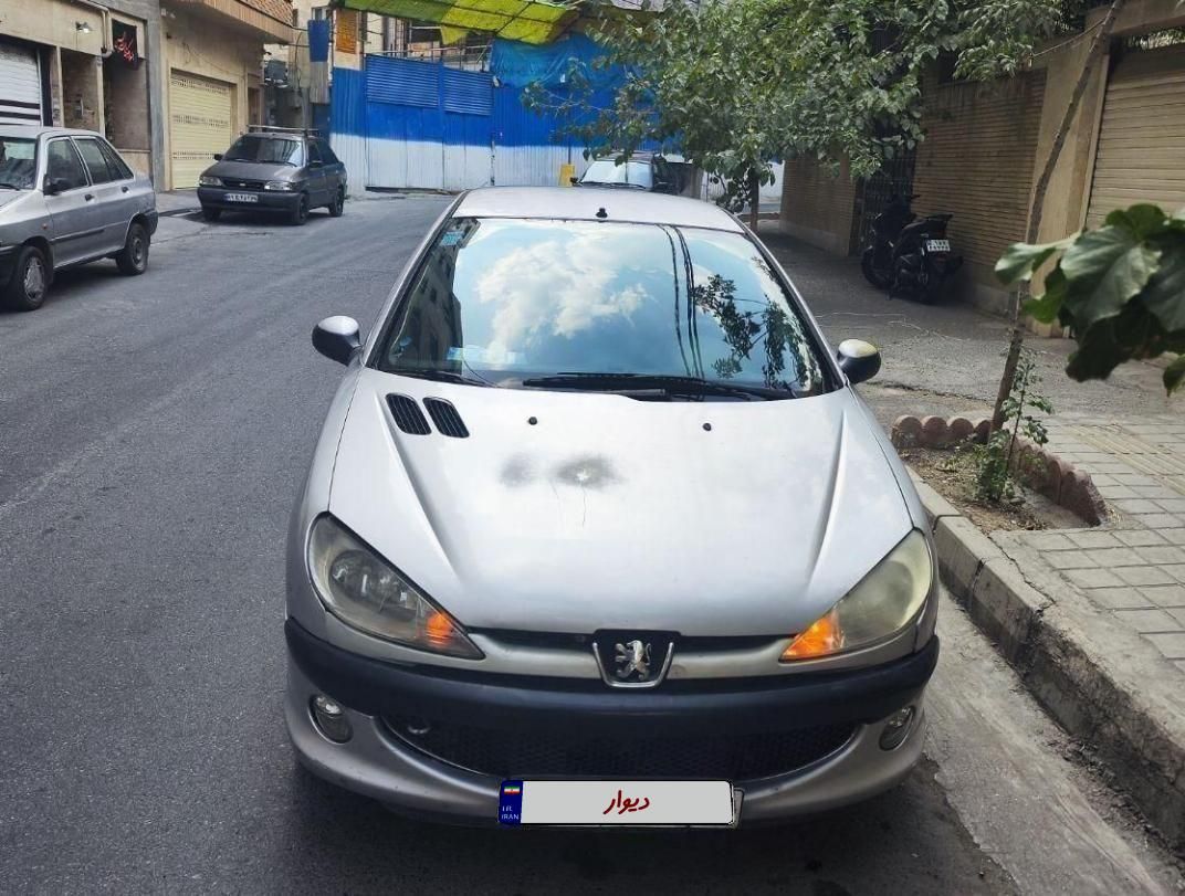 پژو ۲۰۶ صندوق دار v8 - 1386