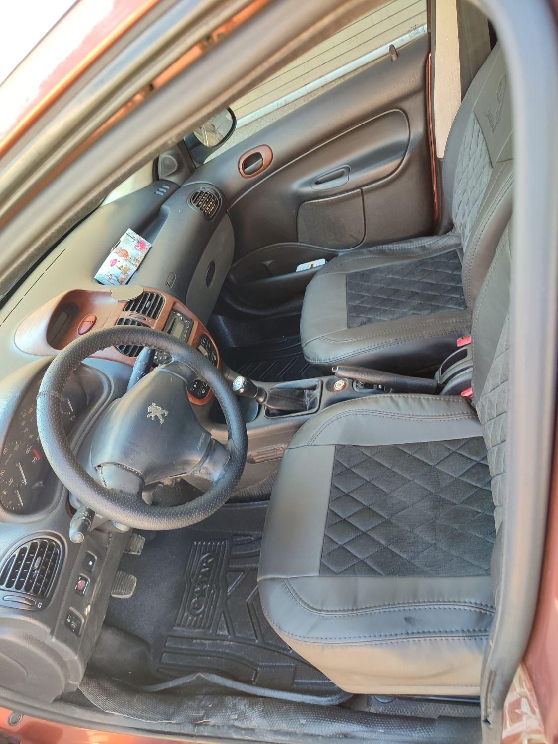 پژو ۲۰۶ صندوق دار v8 - 1390