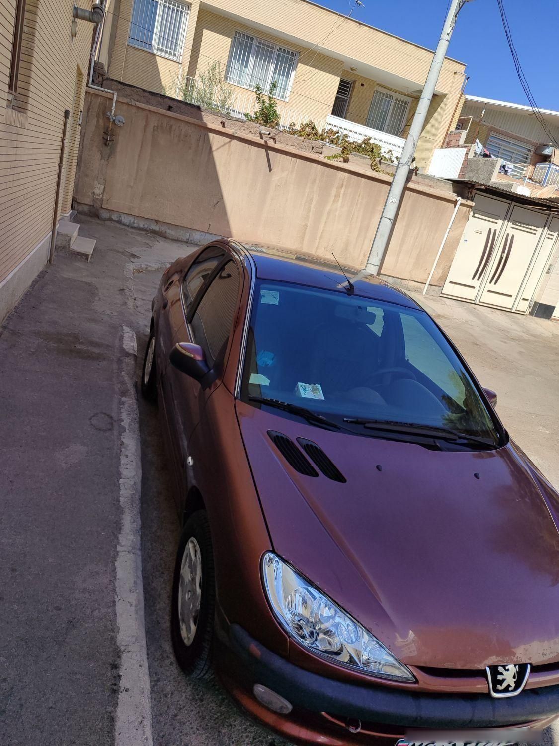 پژو ۲۰۶ صندوق دار v8 - 1390