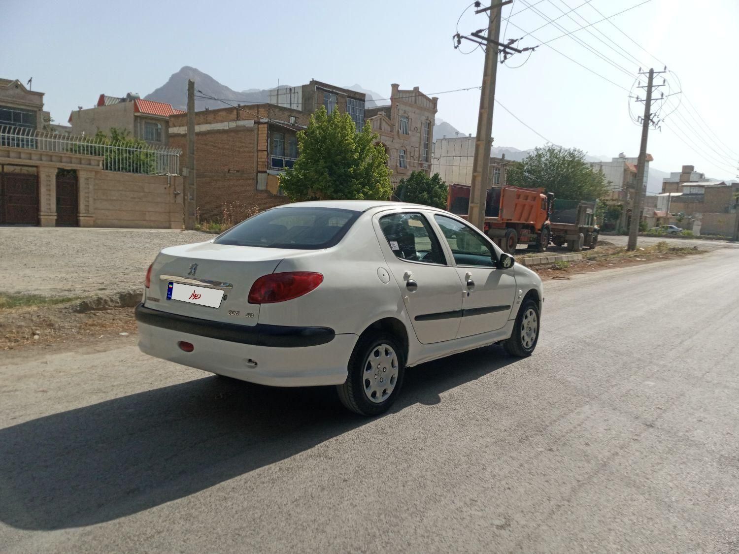 پژو ۲۰۶ صندوق دار v10 - 1390