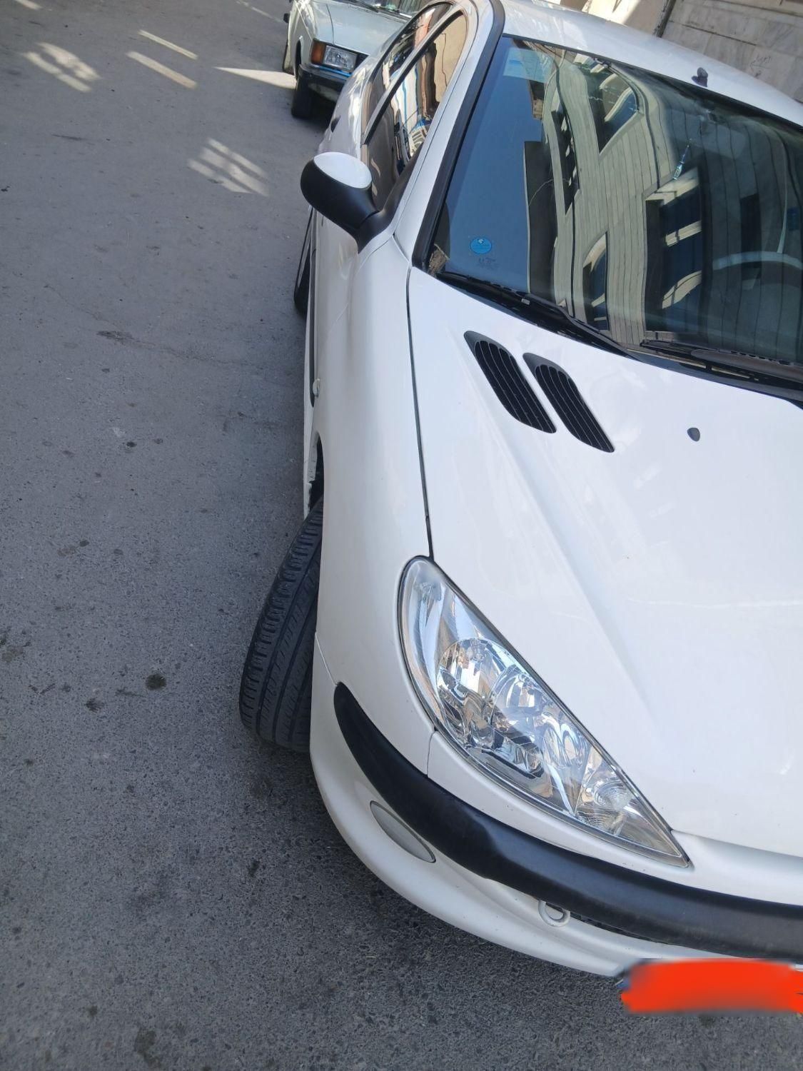 پژو ۲۰۶ صندوق دار v8 - 1394