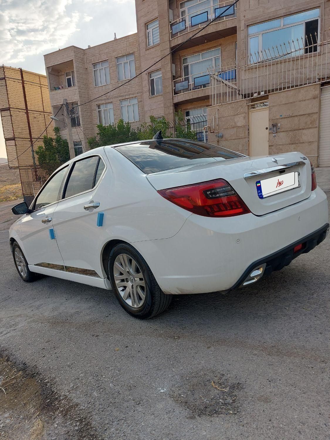 دنا پلاس تیپ ۲ سانروف ۴ ایربگ - 1400