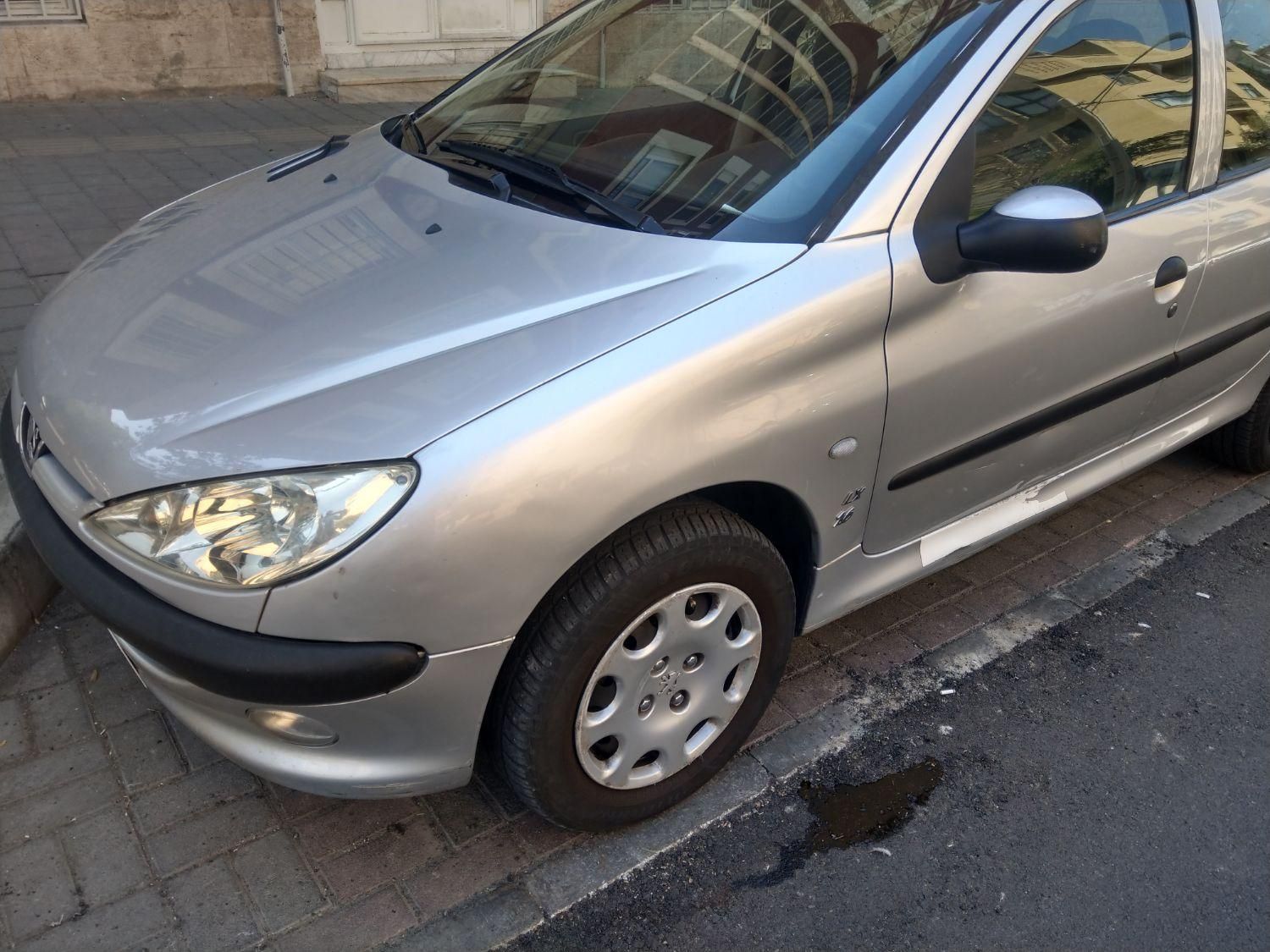پژو ۲۰۶ صندوق دار v8 - 1392