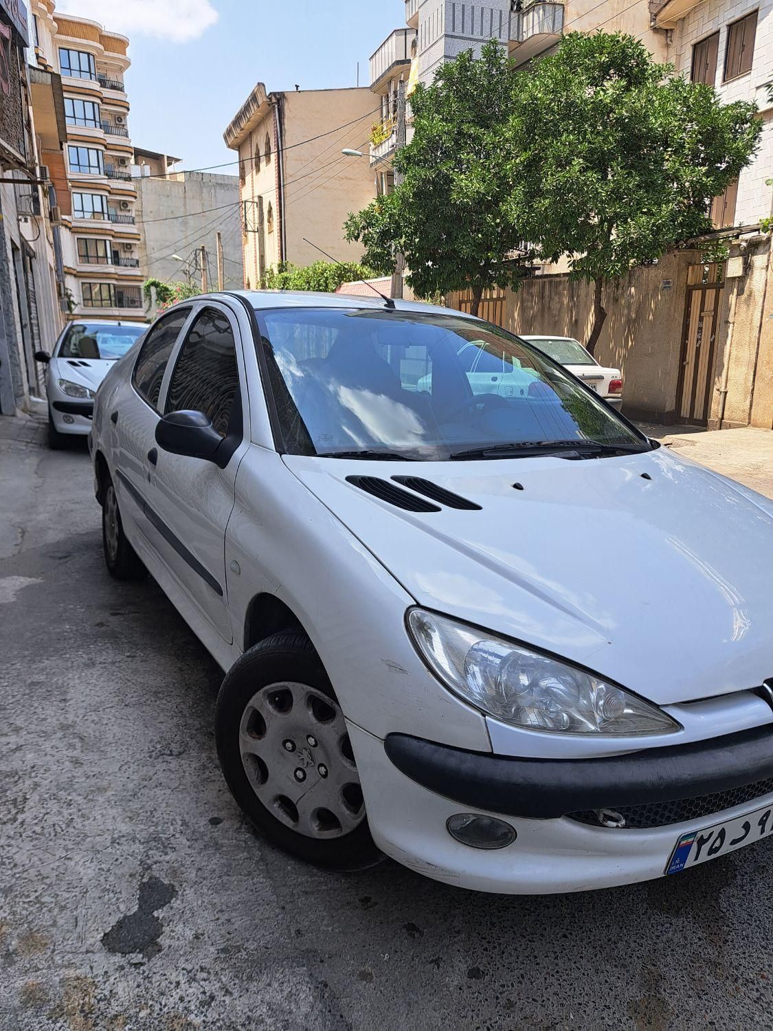 پژو ۲۰۶ صندوق دار v8 - 1389