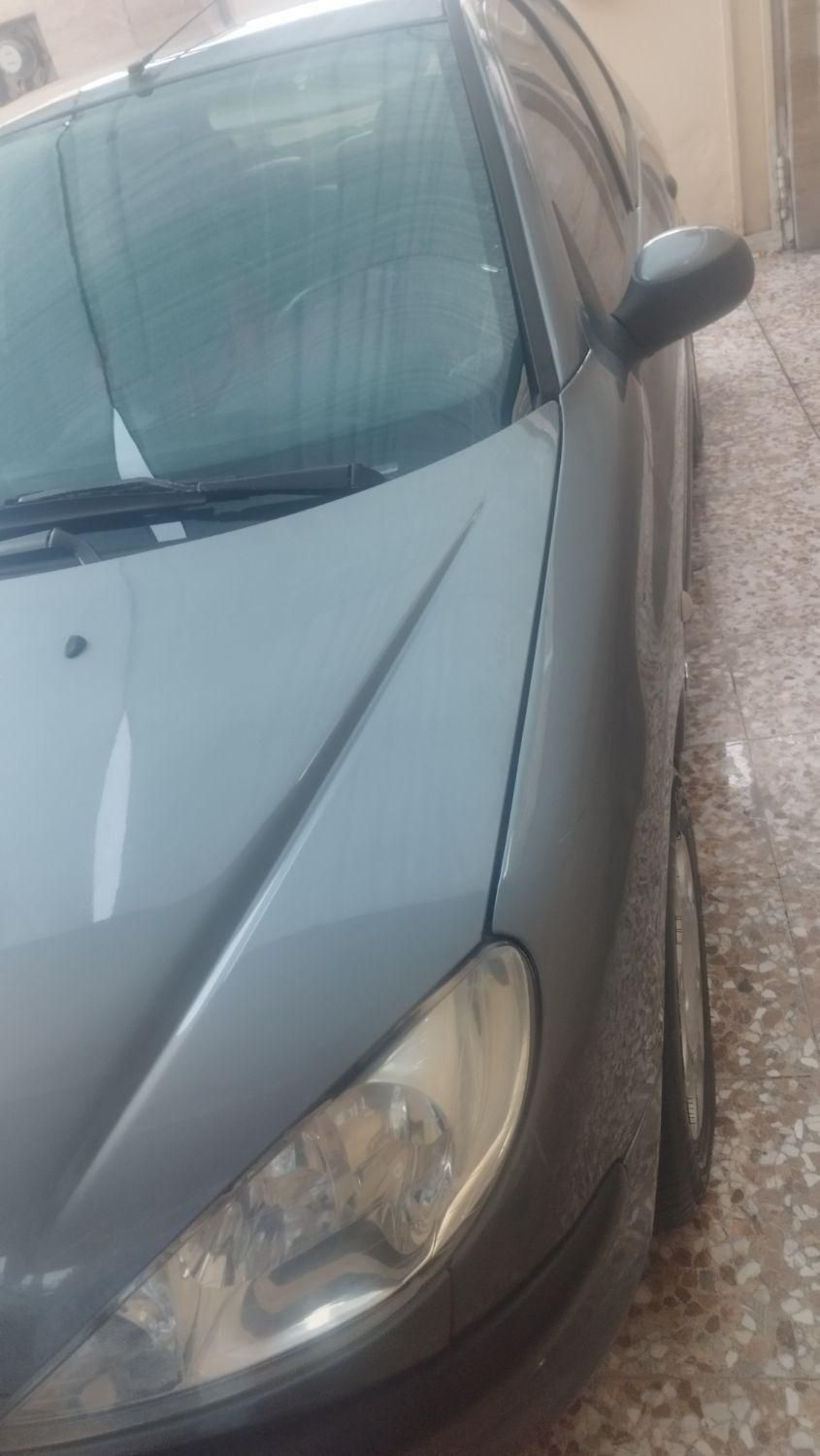 پژو ۲۰۶ صندوق دار v8 - 1397