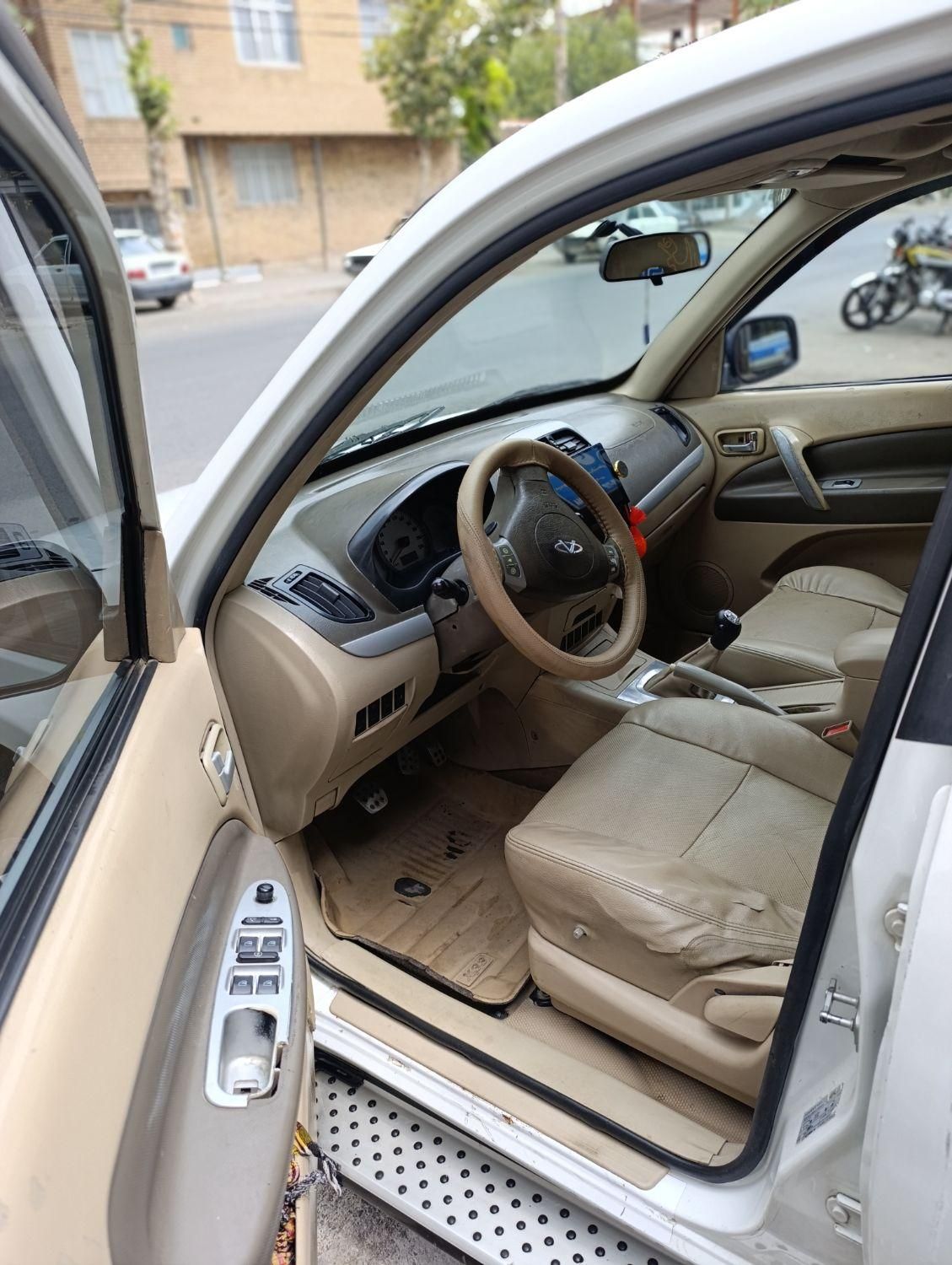 ام وی ام X33 دنده‌ای ساده - 1391