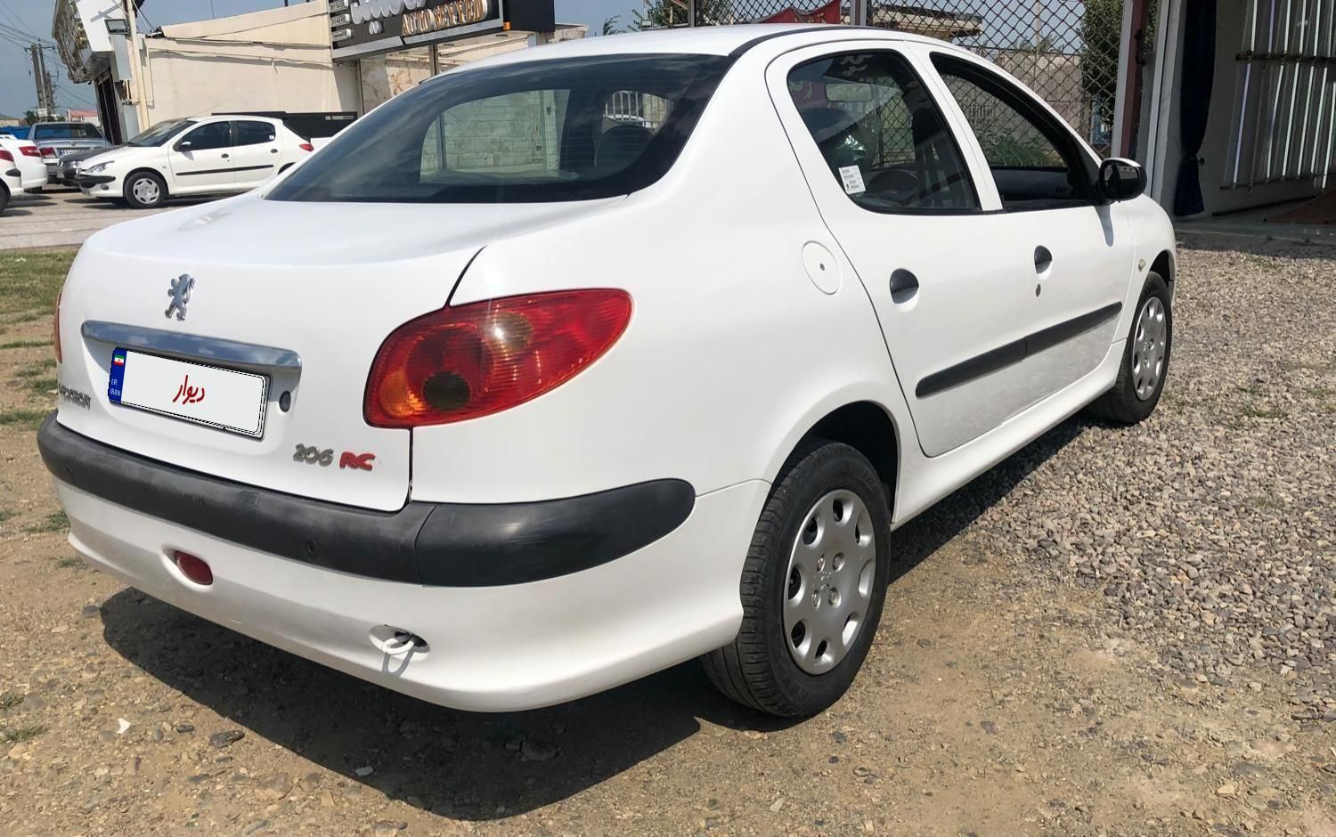 پژو ۲۰۶ صندوق دار v8 - 1395