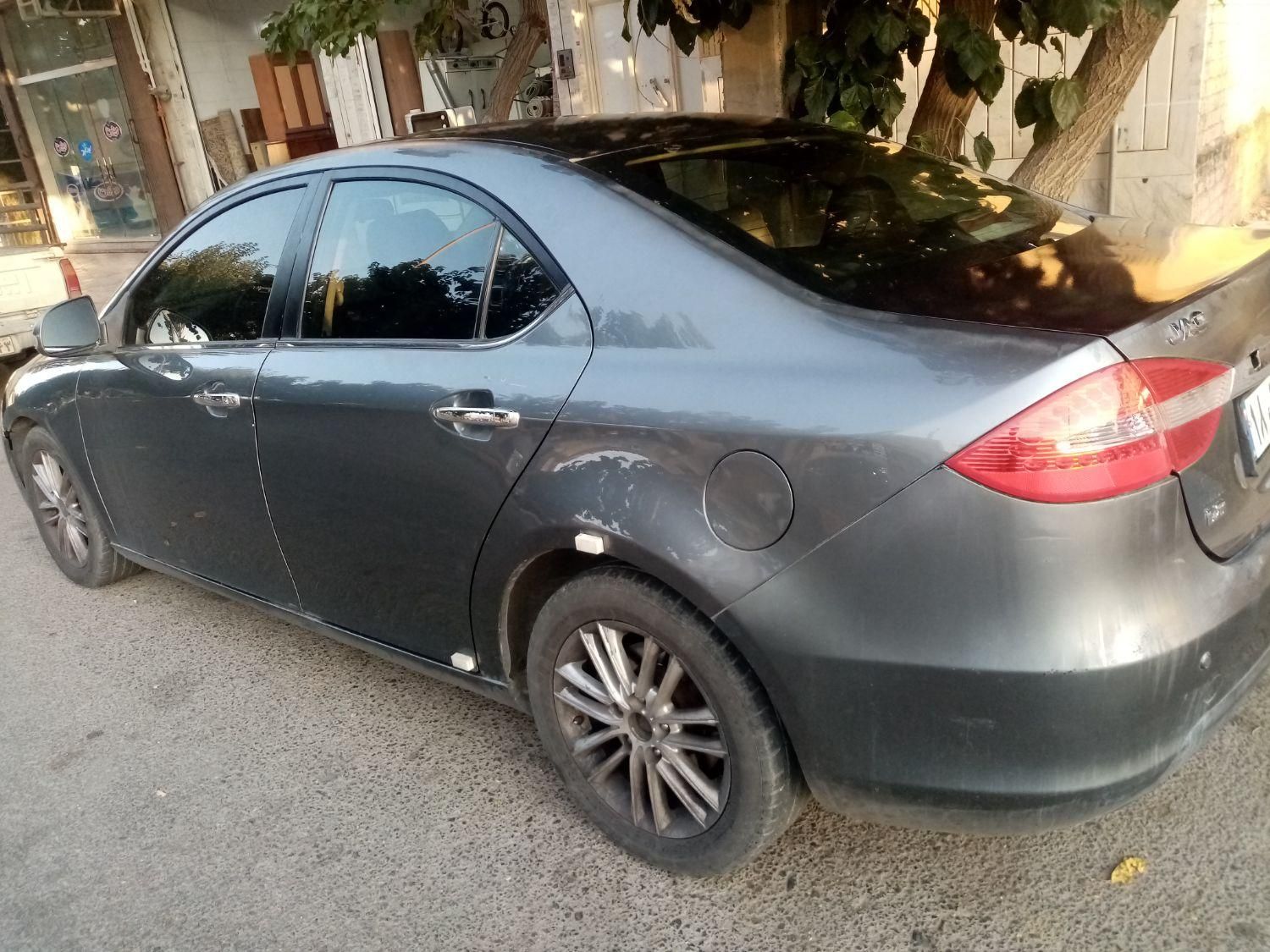 جک J5 اتوماتیک - 1394
