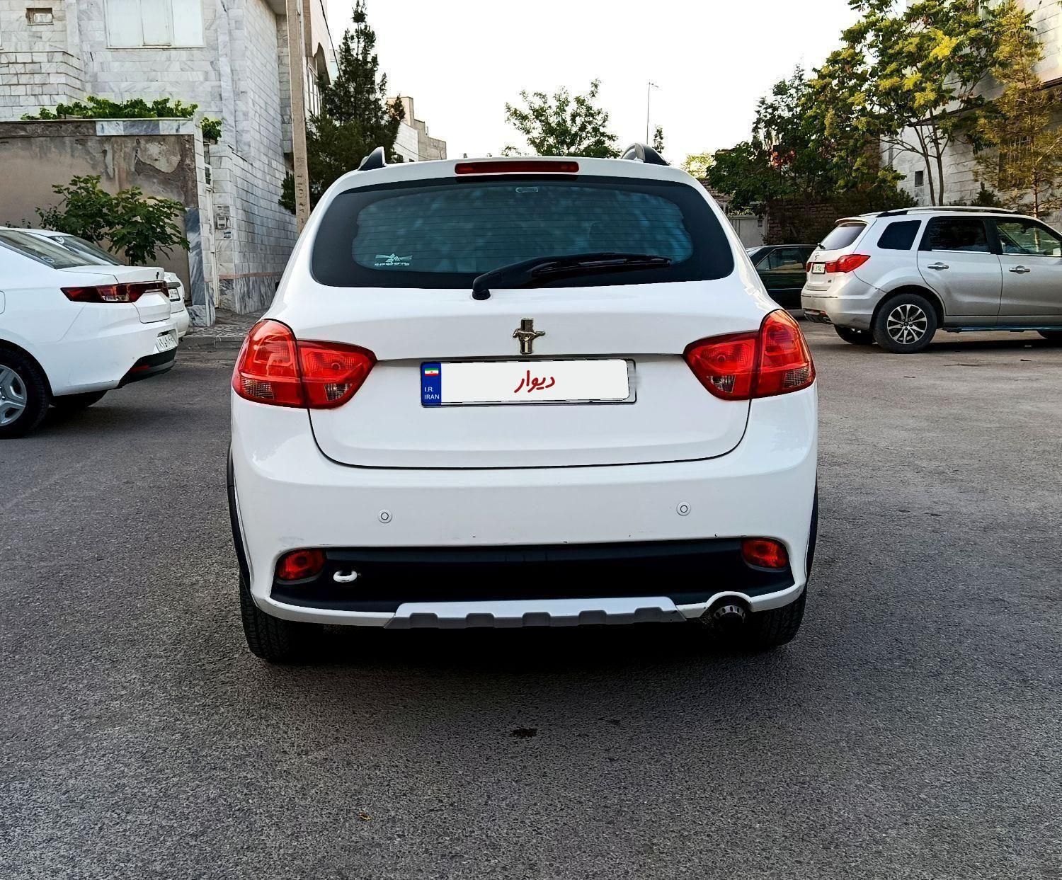 خودرو کوییک، معمولی آگهی ann_19842751