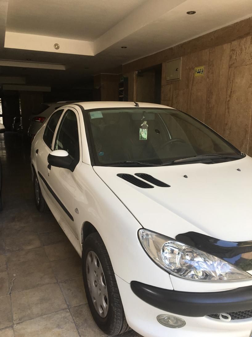 پژو ۲۰۶ صندوق دار v8 - 1399