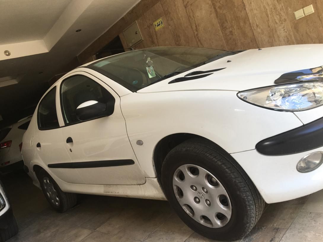 پژو ۲۰۶ صندوق دار v8 - 1399