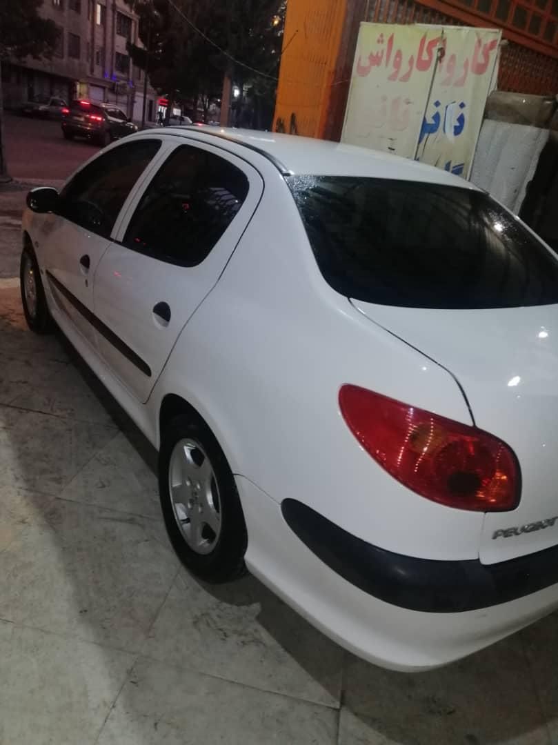 پژو ۲۰۶ صندوق دار v8 - 1395