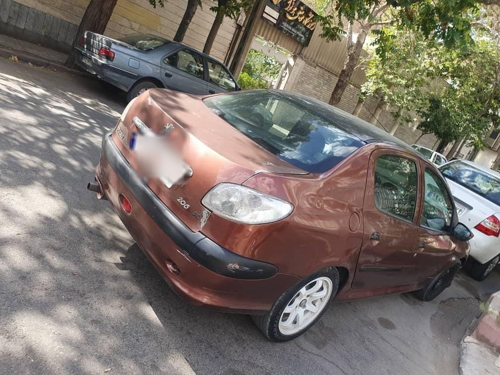 پژو ۲۰۶ صندوق دار v1 - 1386