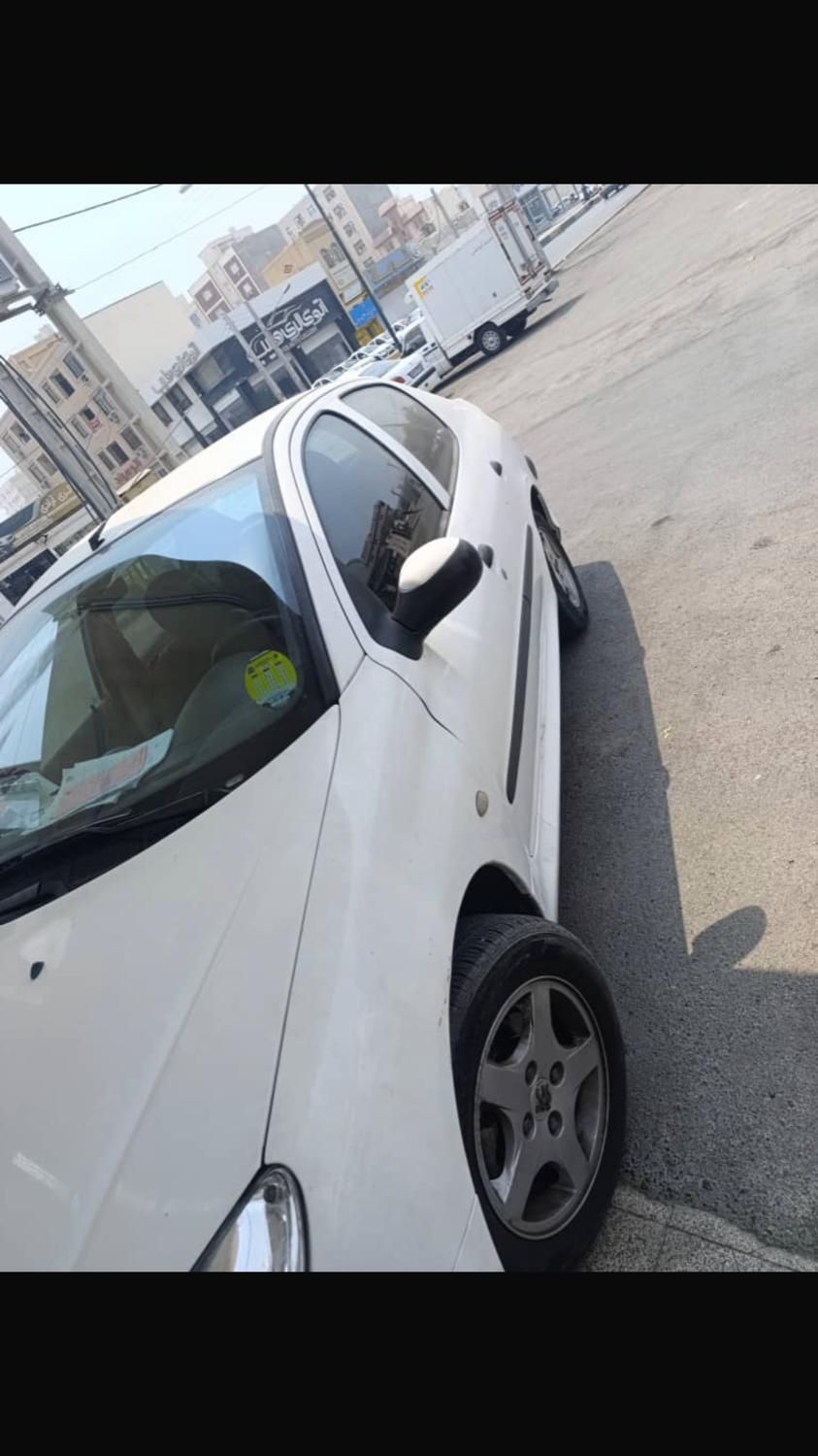 پژو ۲۰۶ صندوق دار v8 - 1397