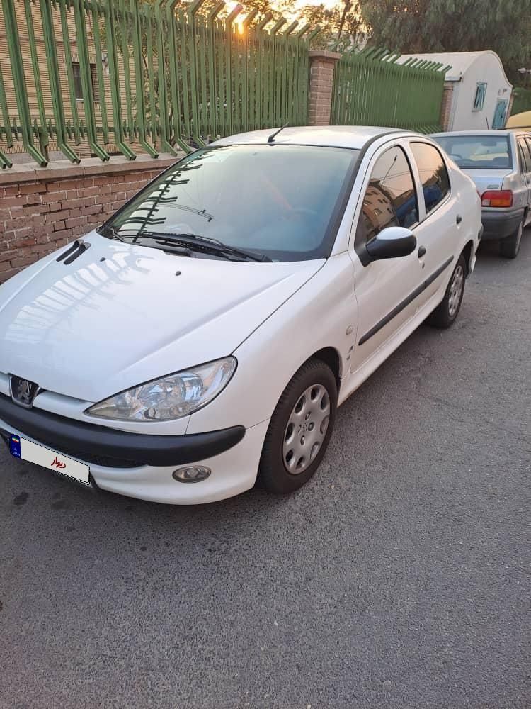 پژو ۲۰۶ صندوق دار v8 - 1396