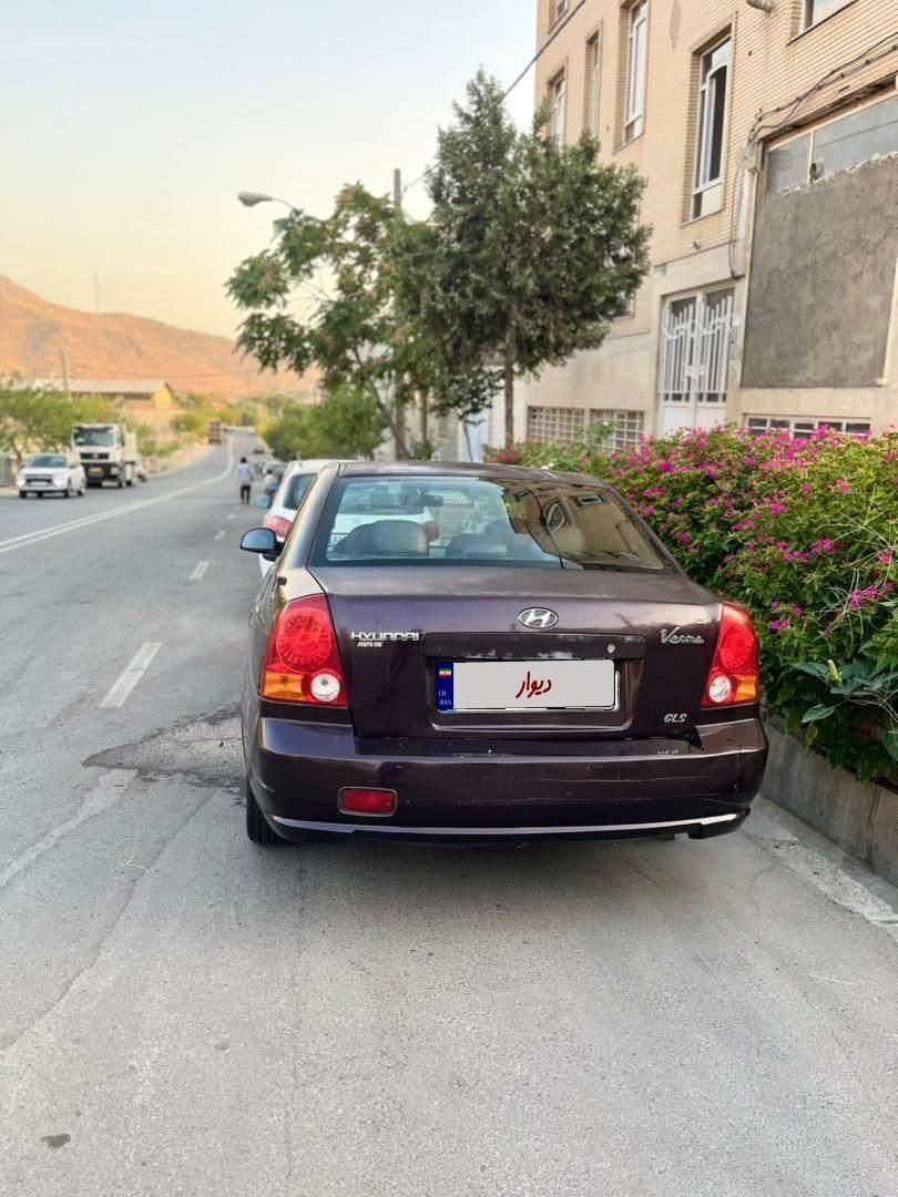 هیوندای ورنا دنده‌ ای - 1386
