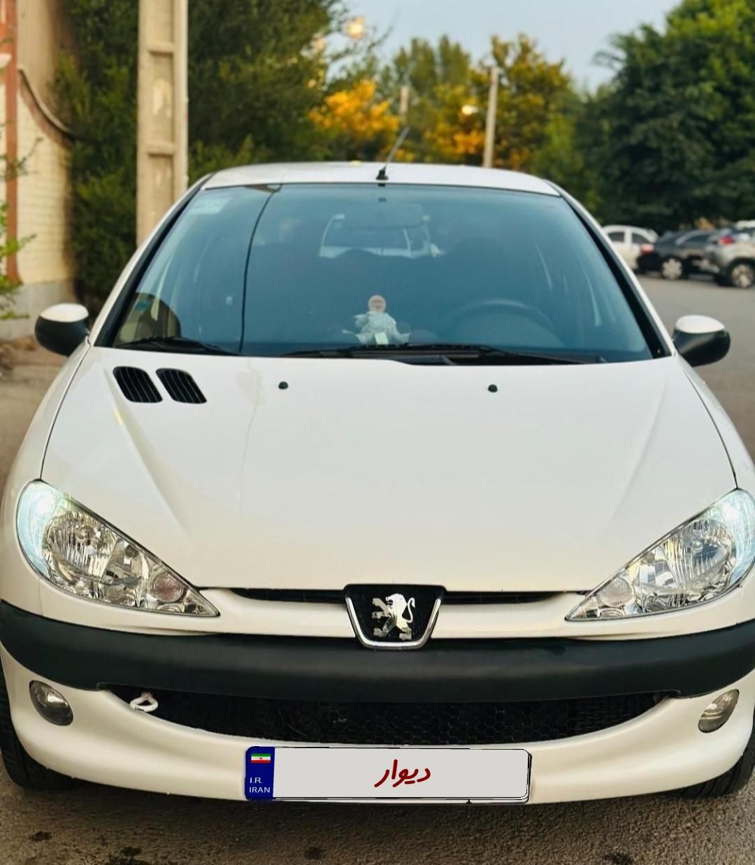 پژو ۲۰۶ صندوق دار v8 - 1389