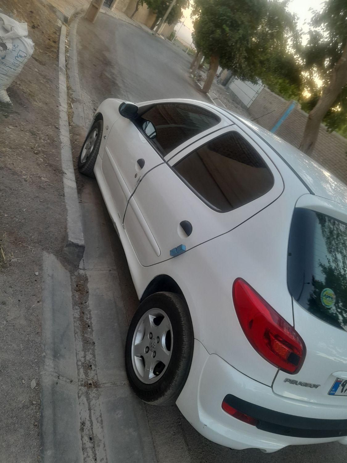 خودرو پژو، 206 آگهی ann_19844657