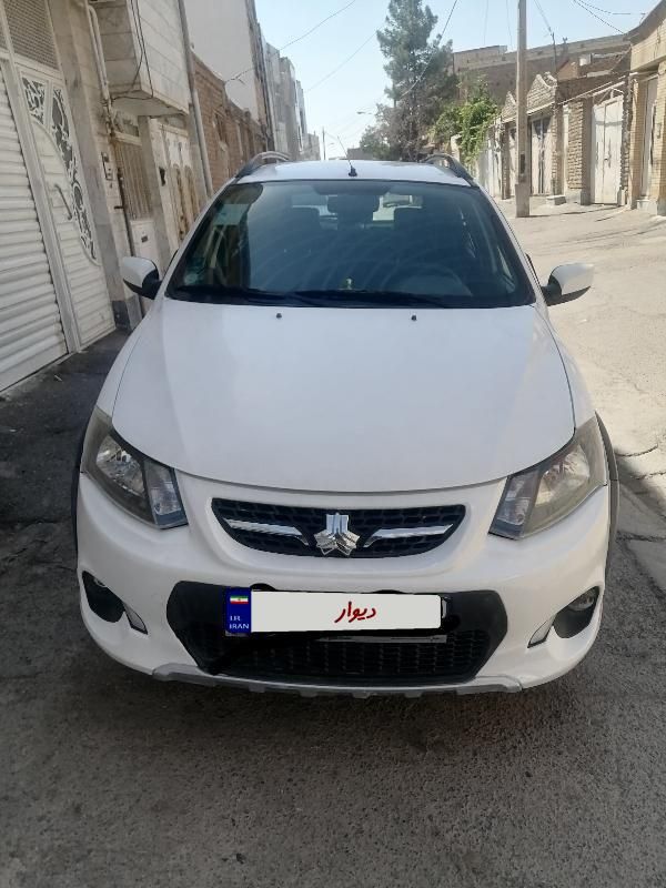 خودرو کوییک، معمولی آگهی ann_19844859