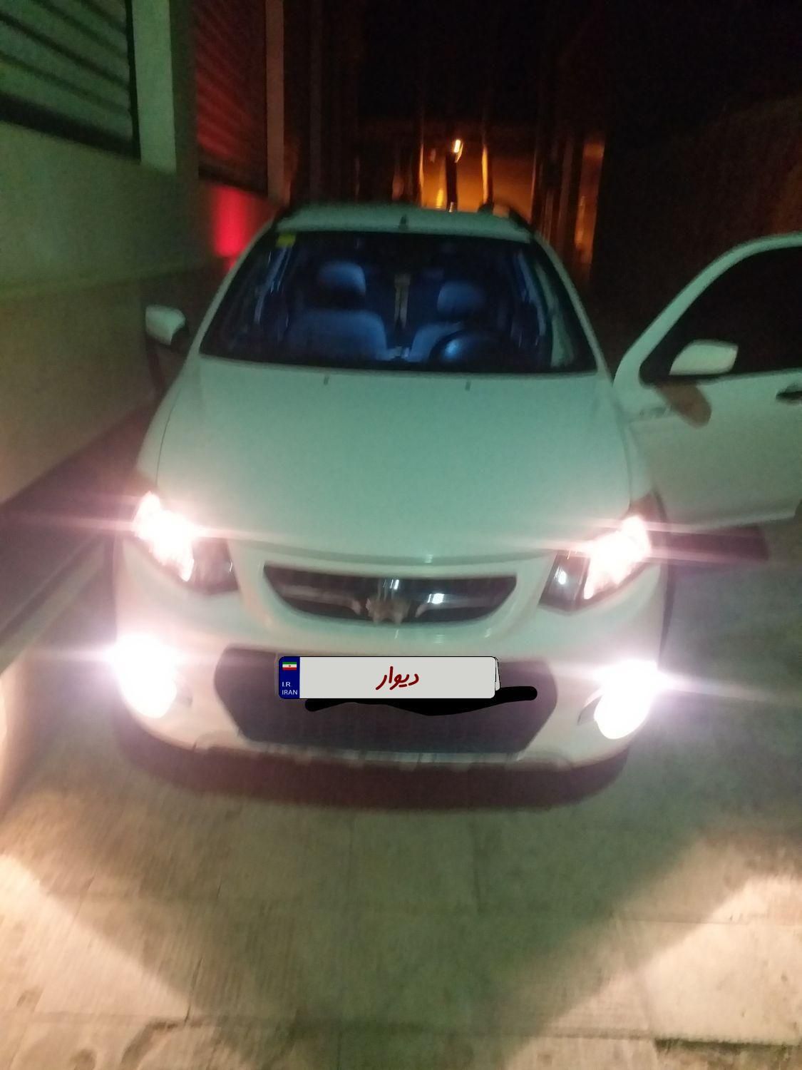 خودرو کوییک، معمولی آگهی ann_19844974