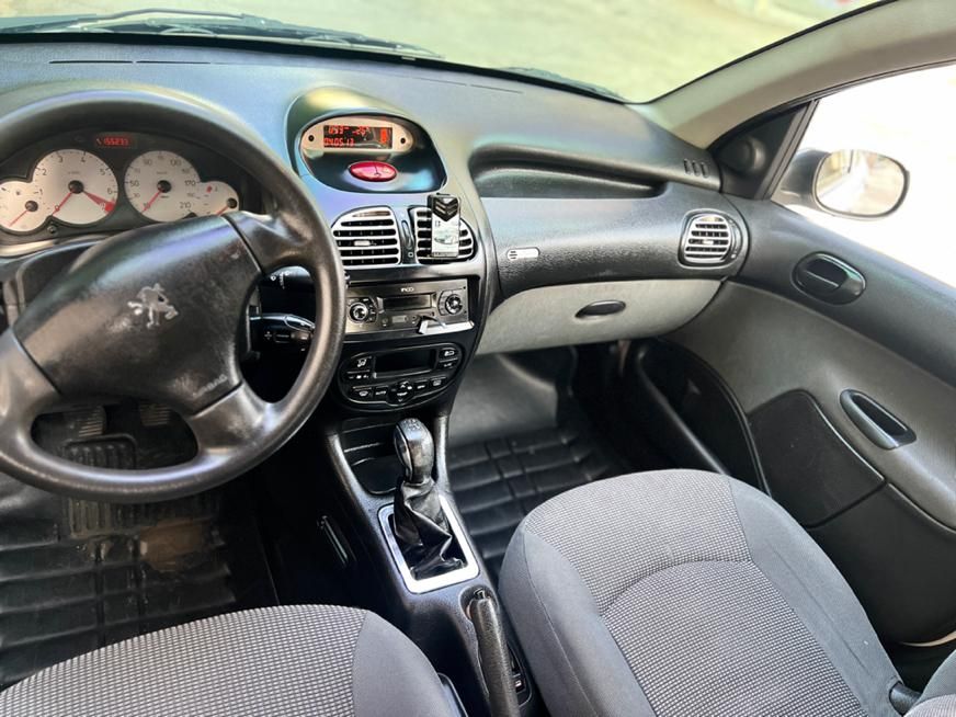 پژو ۲۰۶ صندوق دار v8 - 1399