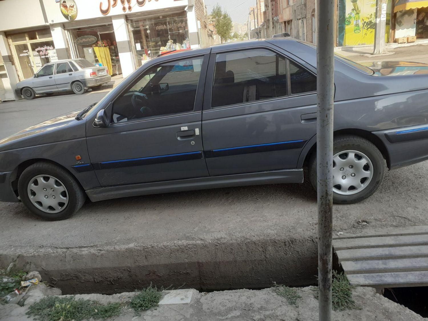 پژو پارس XU7ساده - 1388