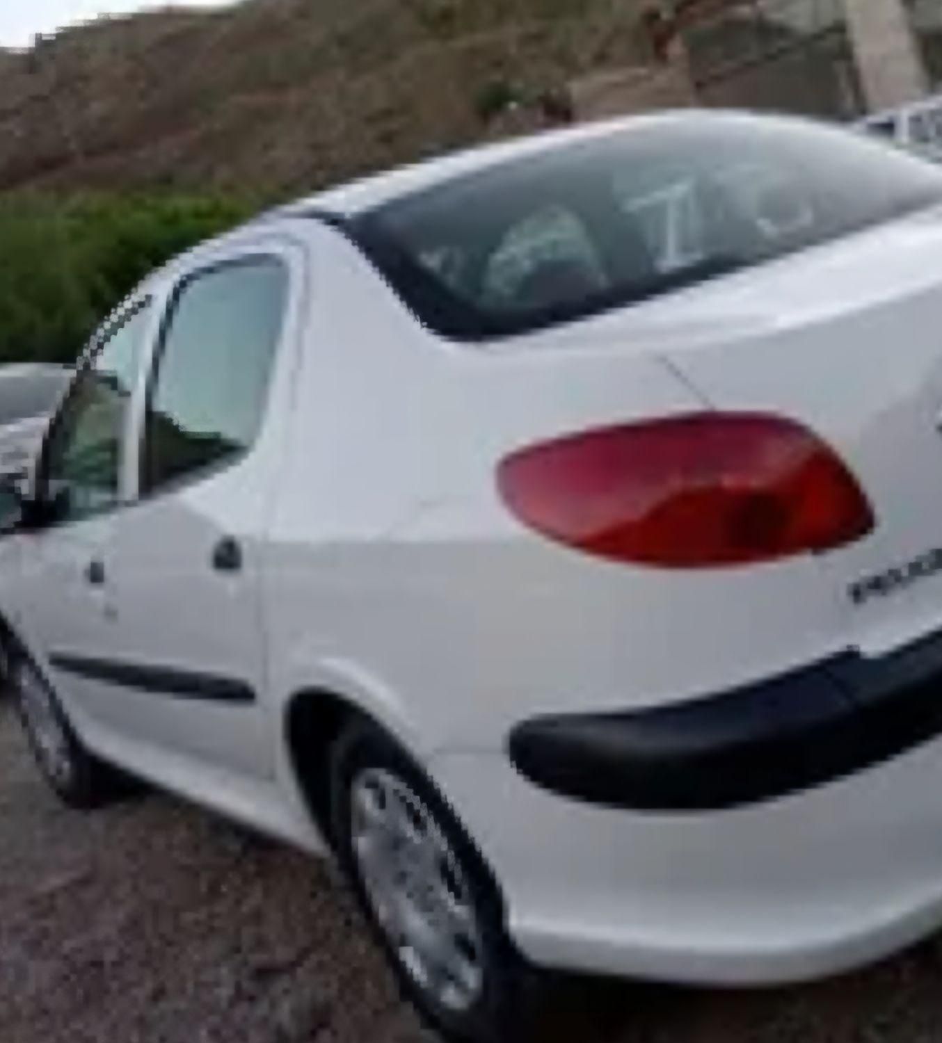 پژو ۲۰۶ صندوق دار v8 - 1394
